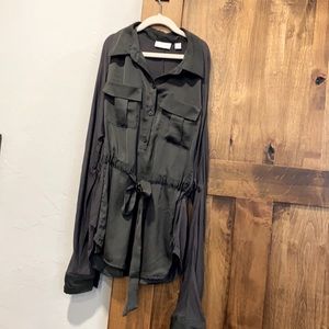 New York & Company long sleeve top, Size Small